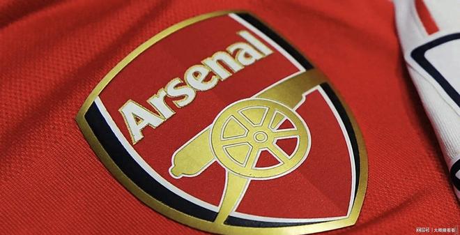 邮报：曼联或用钱+球员的方式买谢什科，霍伊伦可能会被交易（邮报称曼联考虑以现金外加球员求购谢什科，霍伊伦可能成为交易筹码）