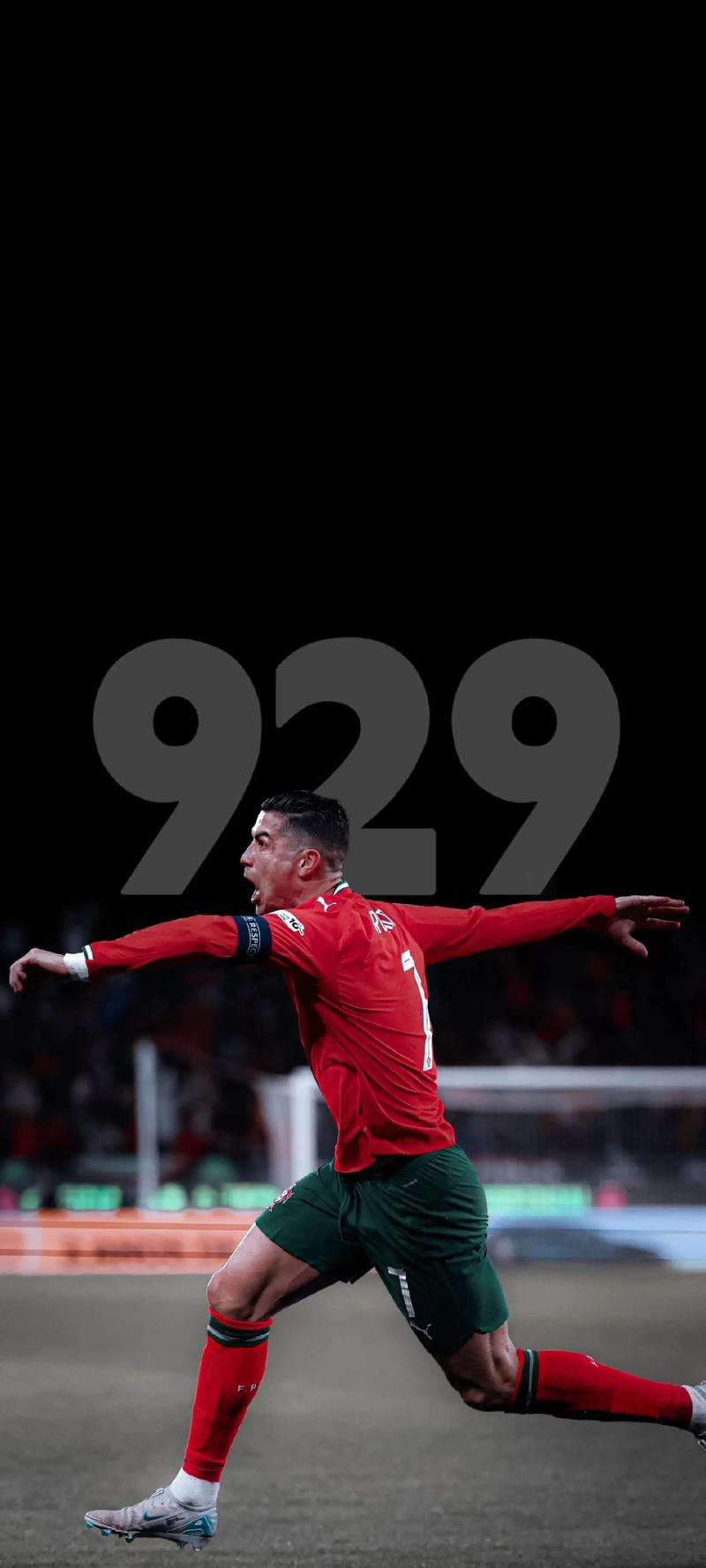 意甲战报：杜维卡斯破门，莫雷诺传射，科莫2-0胜萨索洛（意甲快讯：杜维卡斯建功，莫雷诺一传一射，科莫2-0击败萨索洛）