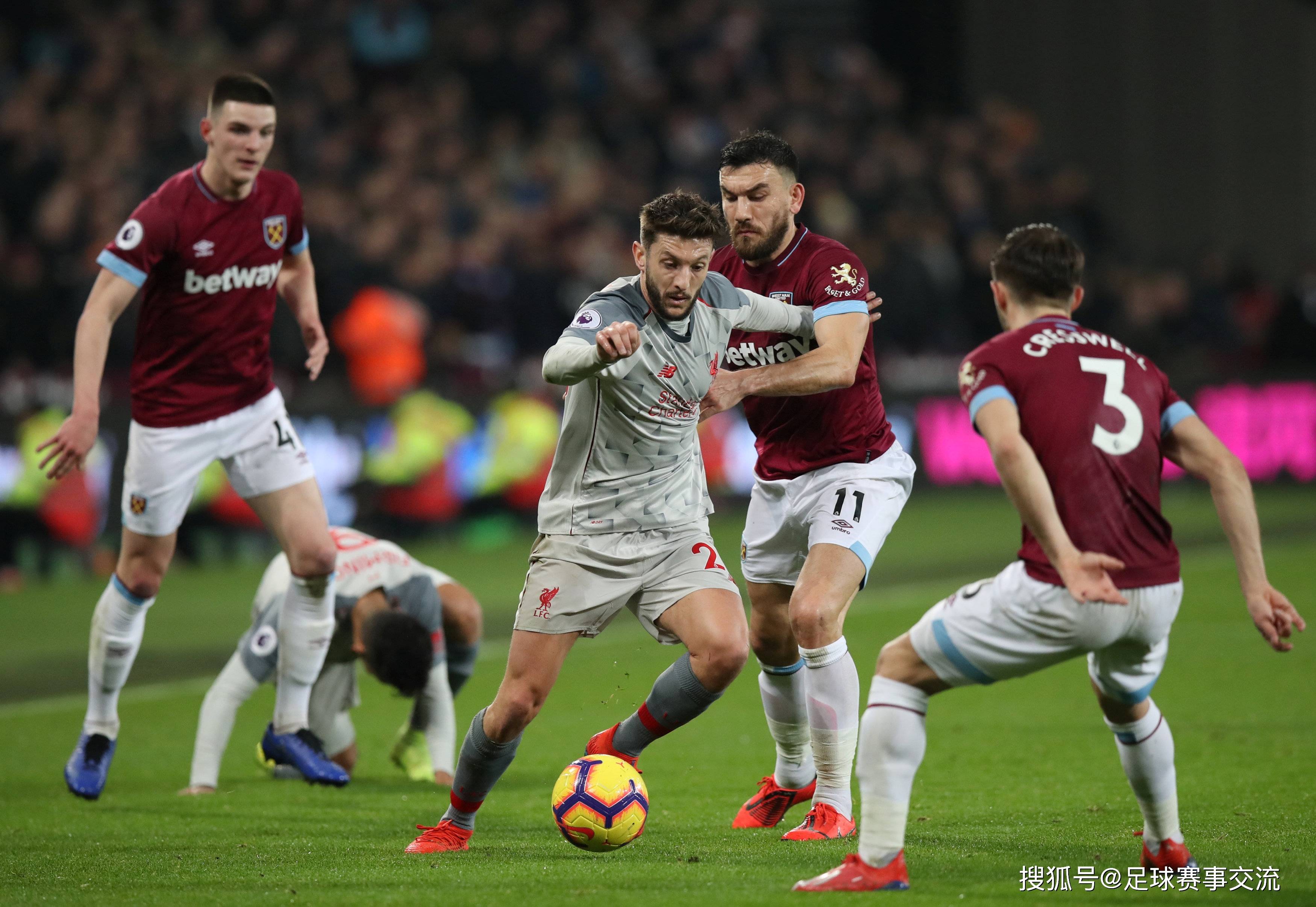 这助攻堪比视觉盛宴（这记助攻如同一场华丽表演）