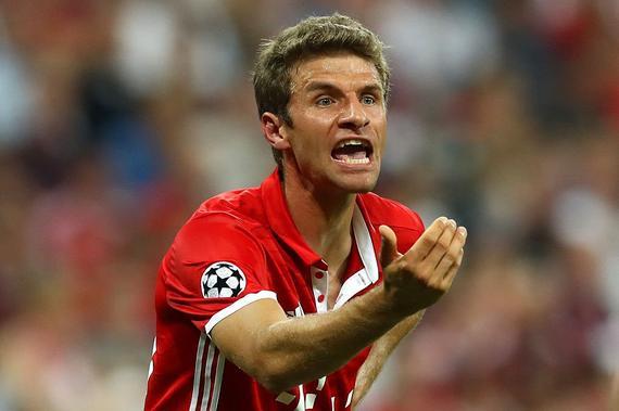 NBA焦点战：篮网客场逆转雄鹿,（NBA重磅对决：篮网客场翻盘雄鹿）